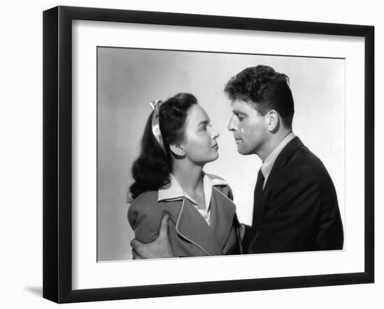 Les demons by la Liberte Brute Force by JulesDassin with Ann Blyth and Burt Lancaster, 1947 (b/w ph-null-Framed Photo