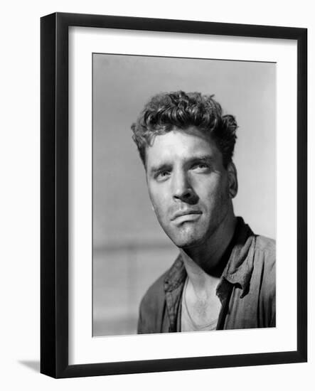 Les demons by la Liberte Brute Force by JulesDassin with Burt Lancaster, 1947 (b/w photo)-null-Framed Photo