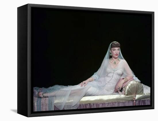 Les Dix Commandements THE TEN COMMANDMENTS by CecilBDeMille with Anne Baxtern, 1956 (photo)-null-Framed Stretched Canvas