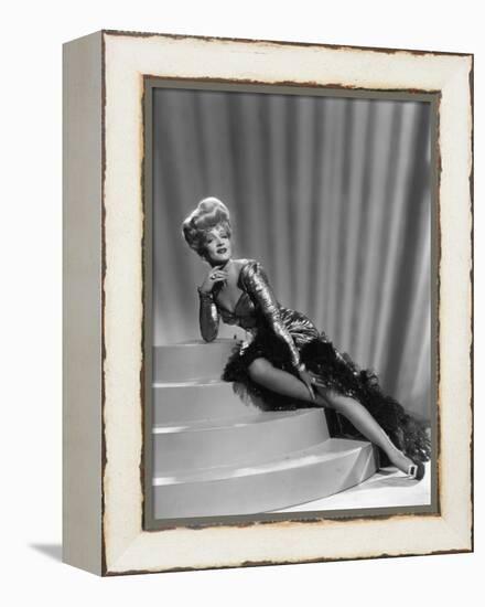 Les Ecumeurs THE SPOILERS by Ray Enright with Marlene Dietrich, 1942 (photo)-null-Framed Stretched Canvas