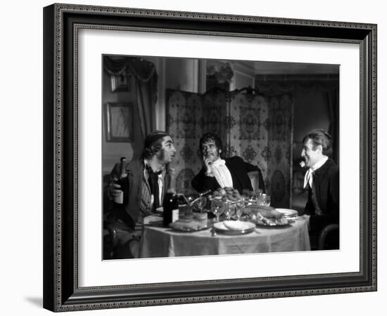 LES ENFANTS DU PARADIS directed by MarcelCarne with Pierre Brasseur, Marcel Herrand and Fabien Lori-null-Framed Photo