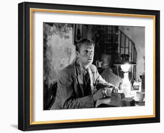 Les Forbans by la nuit Night and the City by Jules Dassin with Richard Widmark, Googie Withers, 195-null-Framed Photo