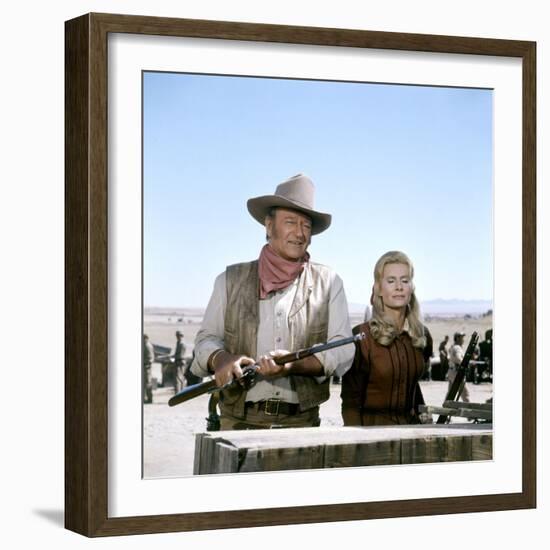 Les Geants by l'Ouest (THE UNDEFEATED) by AndrewV.McLaglen with John Wayne and Marian McCargo (phot-null-Framed Photo