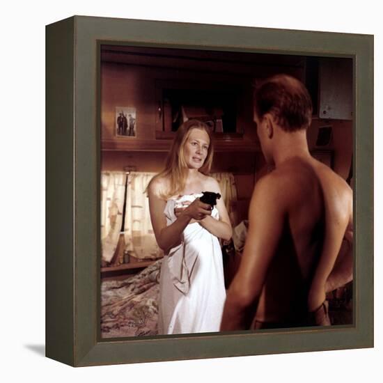 Les Gens by la pluie THE RAIN PEOPLE by Francis Ford Coppola with Shirley Knight and Robert Duvall,-null-Framed Stretched Canvas