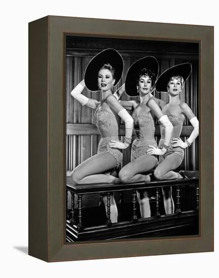 Les Girls, De George Cukor Avec Mitzi Gaynor, Kay Kendall, Taina Elg, 1957-null-Framed Stretched Canvas