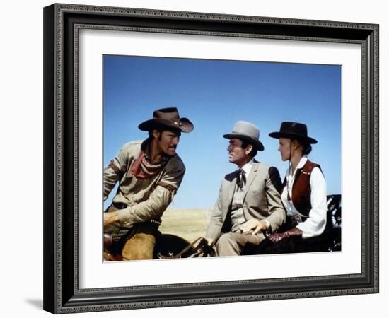 Les Grands Espaces THE BIG COUNTRY by William Wyler with Chuck Connors, Gregory Peck and Carroll Ba-null-Framed Photo