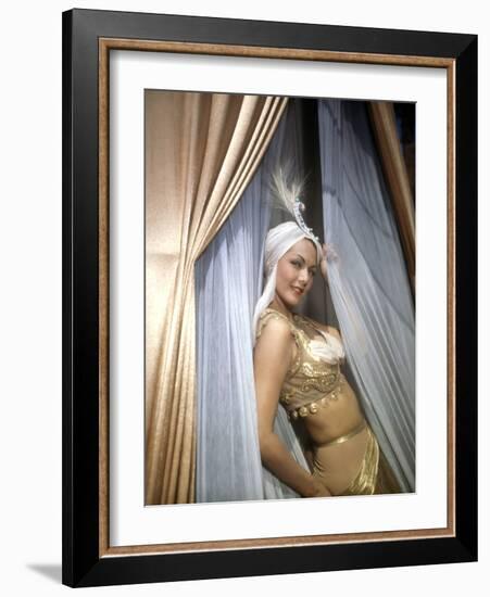 Les mille and une nuits (ARABIAN NIGHTS) by John Rawlins with Maria Montez, 1942 (photo)-null-Framed Photo