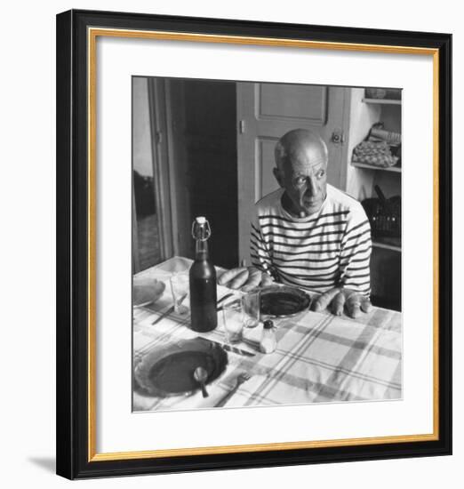 Les Pains de Picasso, c.1952-Robert Doisneau-Framed Art Print