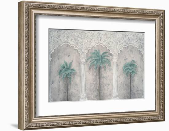 Les palmiers royals-Jennette Brice-Framed Art Print