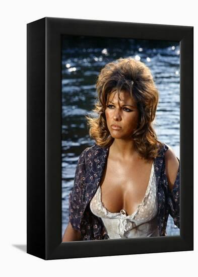 LES PETROLEUSE, 1971 directed by CHRISTIAN-JAQUE Claudia Cardinale (photo)-null-Framed Stretched Canvas