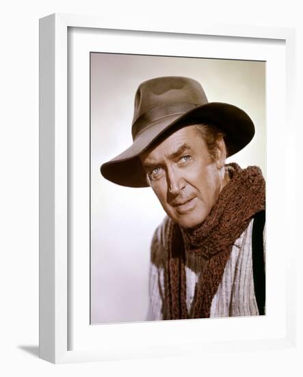 Les prairies a l honneur SHENANDOAH, 1965 by AndrewVMcLaglen with James Stewart, 1965 (photo)-null-Framed Photo