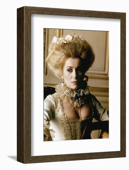 Les predateurs HUNGER by Tony Scott with Catherine Deneuve, 1983 (photo)-null-Framed Photo