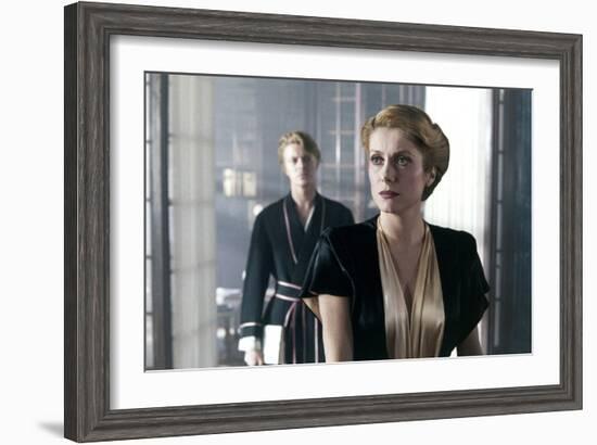 Les predateurs, HUNGER, by Tony Scott with Catherine Deneuve (costume par Yves Saint Laurent) and D-null-Framed Photo