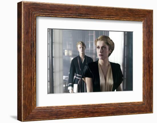 Les predateurs, HUNGER, by Tony Scott with Catherine Deneuve (costume par Yves Saint Laurent) and D-null-Framed Photo