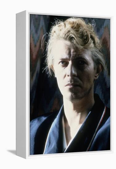 Les predateurs HUNGER, by Tony Scott with David Bowie, 1983 (photo)-null-Framed Stretched Canvas