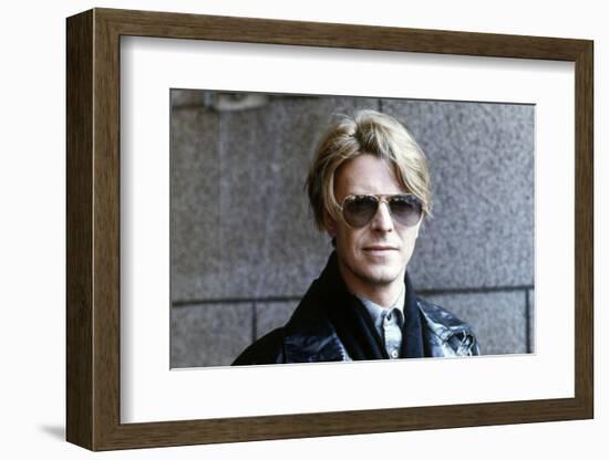 Les predateurs HUNGER, by Tony Scott with David Bowie, 1983 (photo)-null-Framed Photo