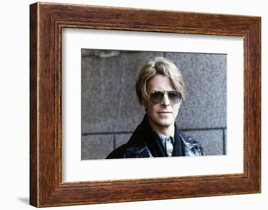 Les predateurs HUNGER, by Tony Scott with David Bowie, 1983 (photo)-null-Framed Photo
