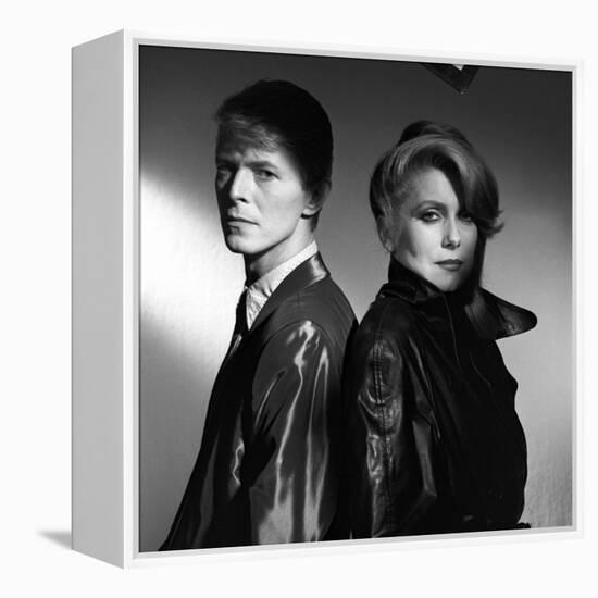 Les predateurs HUNGER by Tony Scott with David Bowie and Catherine Deneuve, 1983 (b/w photo)-null-Framed Stretched Canvas