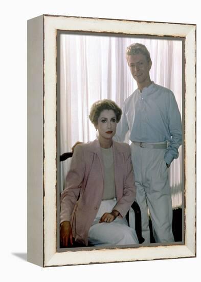 Les predateurs HUNGER by Tony Scott with David Bowie and Catherine Deneuve, 1983 (photo)-null-Framed Stretched Canvas