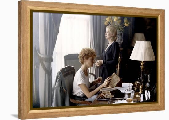 Les predateurs HUNGER by Tony Scott with Susan Sarandon and Catherine Deneuve, 1983 (photo)-null-Framed Stretched Canvas