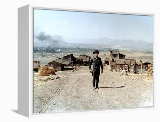 Les sept Mercenaires The MAGNIFICENT SEVEN by John Sturges with Yul Brynner, 1960 (photo)-null-Framed Stretched Canvas