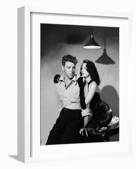 Les tueurs The killers A Man Alone by Robert Siodmak with Burt Lancaster, Ava Gardner, 1946 (d'apre-null-Framed Photo