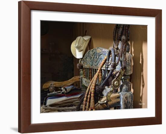 Les Voit Bit, Hackmore-Barry Hart-Framed Art Print