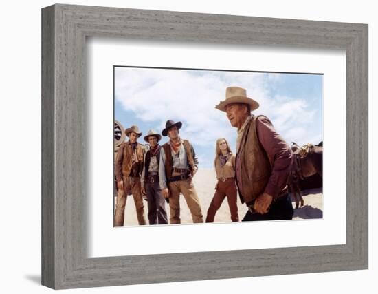 Les Voleurs by Trains THE TRAIN ROBBERS by BurtKennedy with Ben Johnson, Christopher George, Rod Ta-null-Framed Photo