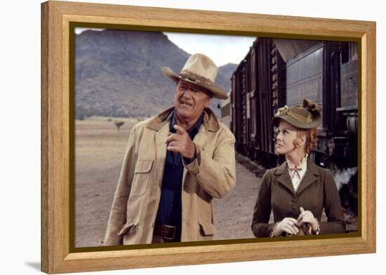 Les Voleurs by Trains THE TRAIN ROBBERS by BurtKennedy with John Wayne and Ann-Margret, 1973 (photo-null-Framed Stretched Canvas