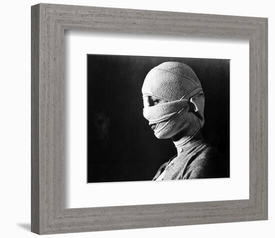 Les Yeux Sans Visage-null-Framed Photo