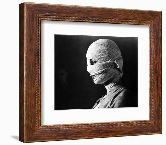 Les Yeux Sans Visage-null-Framed Photo