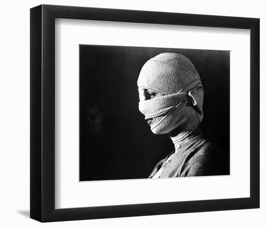 Les Yeux Sans Visage-null-Framed Photo