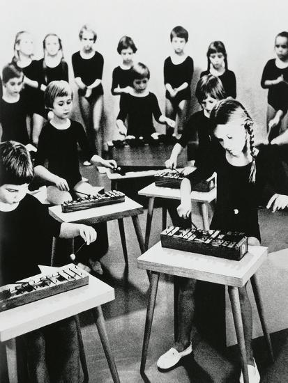 Lesson of Music and Movement at Suse Bohn Study Using Carl Orff Method ...