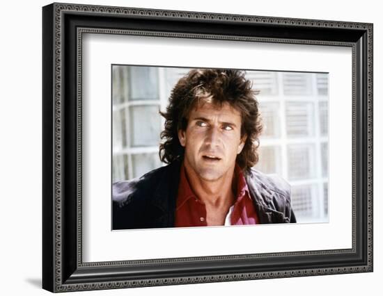 LETHAL WEAPON, 1987 directed by RICHARD DONNER Mel Gibson (photo)-null-Framed Photo