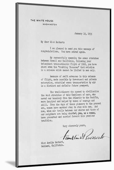 Letter from Franklin Roosevelt to Amelia Earhart-Bettmann-Mounted Photographic Print