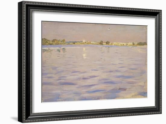 Letzte Sonnenstrahlen über dem See. 1898 - 99-Isaak Iljitsch Lewitan-Framed Giclee Print