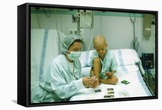 Leukaemia Patient & Mother Play Cards In Hospital-Geoff Tompkinson-Framed Premier Image Canvas