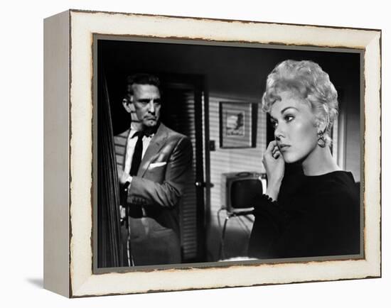 Liaisons Secretes STRANGERS WHEN WE MEET by Richard Quine with Kim Novak and Kirk Douglas, 1960 (b/-null-Framed Stretched Canvas