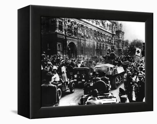 Liberation of Paris, 25 August 1944-null-Framed Premier Image Canvas