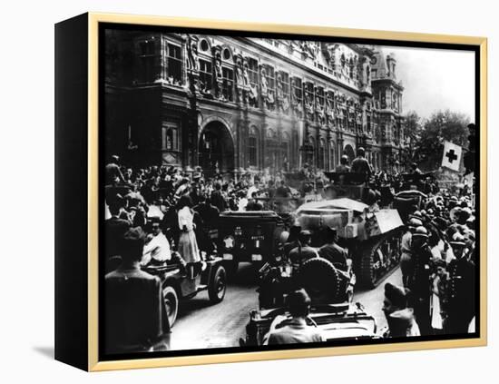 Liberation of Paris, 25 August 1944-null-Framed Premier Image Canvas