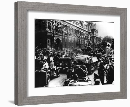 Liberation of Paris, 25 August 1944-null-Framed Photographic Print