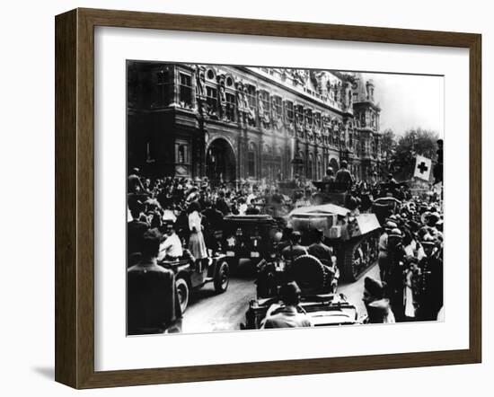 Liberation of Paris, 25 August 1944-null-Framed Photographic Print