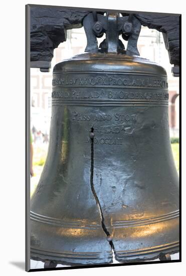 Liberty Bell, Independence National Historical Park, Pennsylvania, USA-Jim Engelbrecht-Mounted Photographic Print