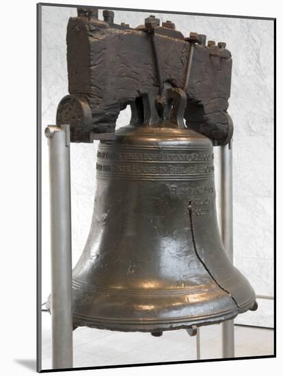 Liberty Bell, Philadelphia, Pennsylvania, USA-De Mann Jean-Pierre-Mounted Photographic Print