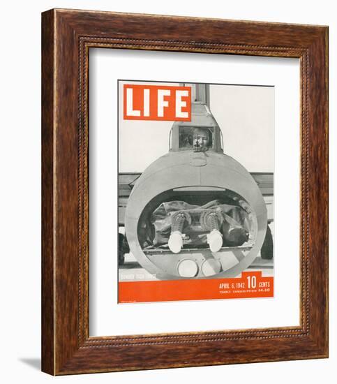 LIFE Bomber Taks Force 1942-null-Framed Premium Giclee Print