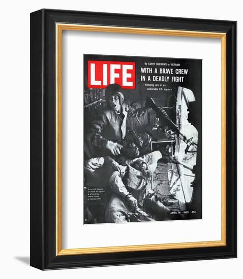 LIFE Brave Helicopter Crew-null-Framed Art Print