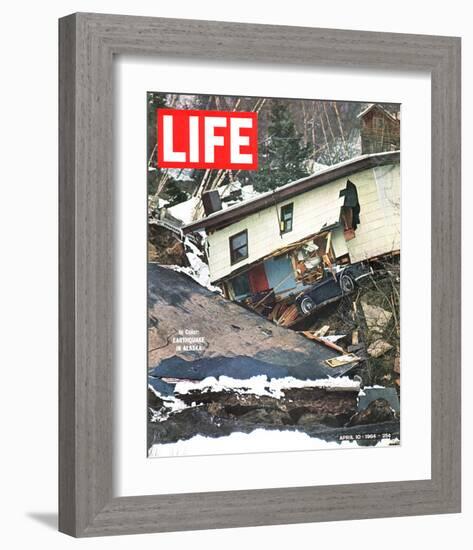 LIFE Earthquake in Alaska 1964-null-Framed Art Print