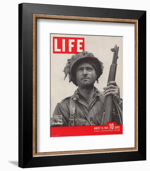 LIFE GI in Normandy 1944-null-Framed Art Print