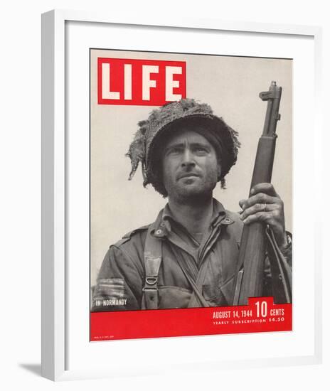 LIFE GI in Normandy 1944-null-Framed Art Print