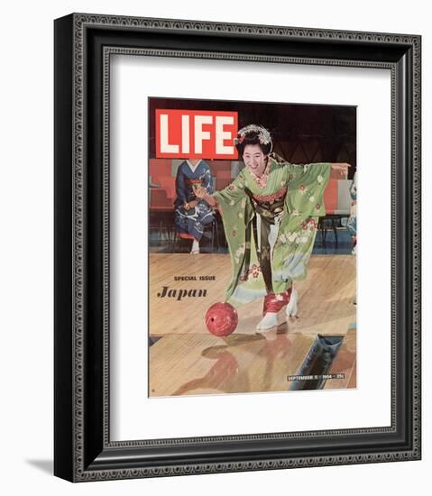 LIFE Kimono Lady - Japan 1964-null-Framed Art Print